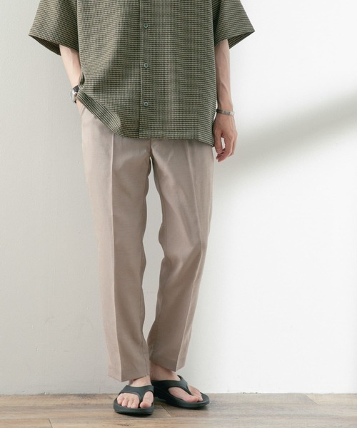ITEMS URBANRESEARCH(アイテムズ アーバンリサーチ)の「シャンタン センタープレス スラックスパンツ(スラックス・メンズ・ブラック/ベージュ/カーキ/ブラウン・MEDIUM/LARGE)」の14枚目の写真