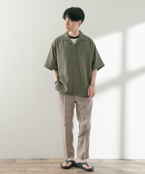 ITEMS URBANRESEARCH(アイテムズ アーバンリサーチ)の「シャンタン センタープレス スラックスパンツ(スラックス・メンズ・ブラック/ベージュ/カーキ/ブラウン・MEDIUM/LARGE)」の16枚目の写真