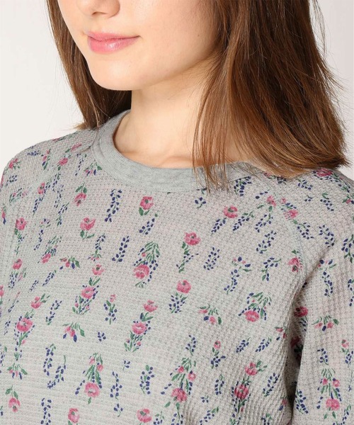 JEMORGAN（ジェーイーモーガン）の「【JEMORGAN / ジェーイーモーガン】サーマル花柄ラグランクルーネックロンＴ（Tシャツ/カットソー・レディース・ホワイト/杢グレー・F）」の6枚目の写真