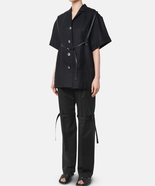 LE CIEL BLEU（ルシェルブルー）の「オープンカラーハーネスシャツ / Open Collar Harness Shirt（シャツ/ブラウス・レディース・ブラック/アイボリー・36）」の9枚目の写真