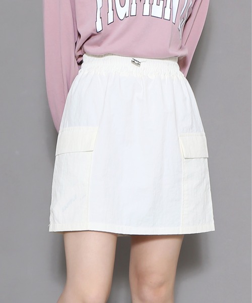 Figments（フィグメンツ）の「ナイロンカーゴミニスカート（スカート・レディース・ブラック/オフホワイト/ライトパープル・FREE）」の21枚目の写真