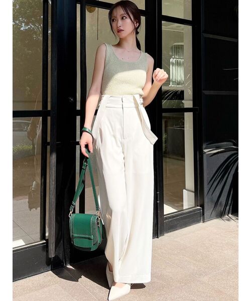 RESEXXY（リゼクシー）の「ハイウエストサスペンダーパンツ（その他パンツ・レディース・アイボリー/ブラック/グリーン・FREE）」の14枚目の写真