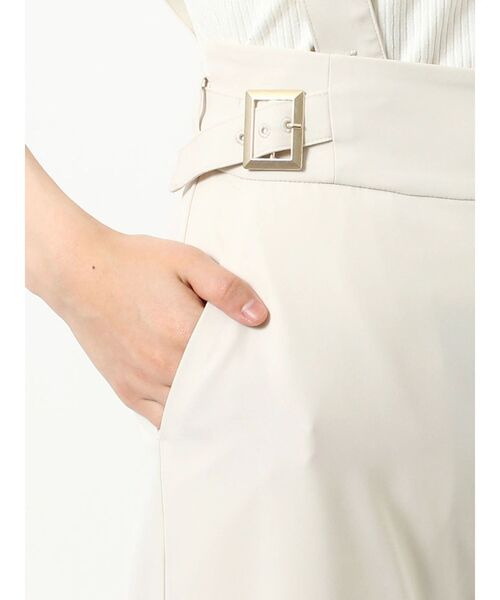 RESEXXY（リゼクシー）の「ハイウエストサスペンダーパンツ（その他パンツ・レディース・アイボリー/ブラック/グリーン・FREE）」の19枚目の写真