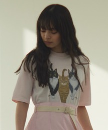 【FURFUR×上國料萌衣】トリプルキャットイラストTシャツ