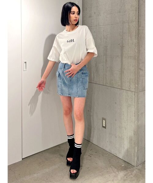GYDA(ジェイダ)の「H/WカーゴデザインSKライクデニムSPT(デニムスカート・レディース・ライトブルー/インディゴブルー・SMALL/MEDIUM)」の12枚目の写真