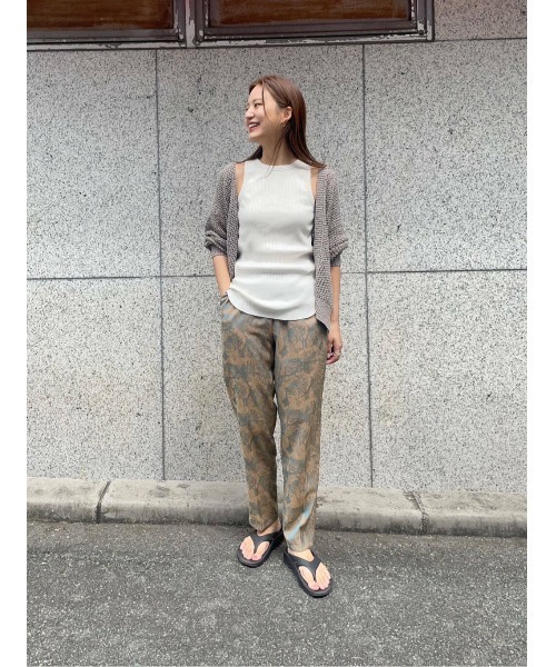 LAATO（ラート）の「PAD TANK TOP（タンクトップ・レディース・ベージュ/オフホワイト/ブラック・FREE）」の20枚目の写真
