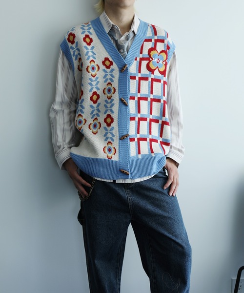 HOOK（フック）の「HOOK -original-　レトロ調花/チェック柄アシンメトリー前開きニットベスト（ベスト・メンズ・ライトベージュ/ブラック・M/L/XL）」の20枚目の写真