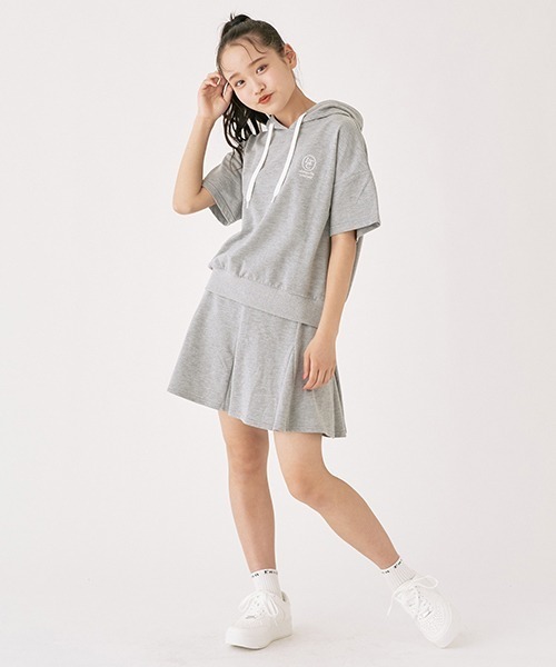 LOVETOXIC（ラブトキシック）の「カットフレアースカートSETUP（ワンピース・キッズ・アイボリー/トップグレー/ブラック・L/S/SS/M）」の19枚目の写真