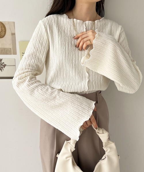 GeeRA（ジーラ）の「【新色追加】前後２wayジャガードフレアスリーブカットソー（Tシャツ/カットソー・レディース・アイボリー/ブラック/モカ/ブルー/ライトグレー/グレイッシュベージュ・LARGE/X-LARGE/SMALL/MEDIUM）」の7枚目の写真