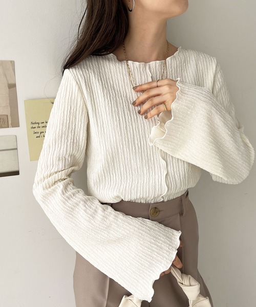 GeeRA（ジーラ）の「【新色追加】前後２wayジャガードフレアスリーブカットソー（Tシャツ/カットソー・レディース・アイボリー/ブラック/モカ/ブルー/ライトグレー/グレイッシュベージュ・LARGE/X-LARGE/SMALL/MEDIUM）」の8枚目の写真