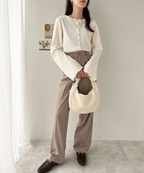 GeeRA（ジーラ）の「【新色追加】前後２wayジャガードフレアスリーブカットソー（Tシャツ/カットソー・レディース・アイボリー/ブラック/モカ/ブルー/ライトグレー/グレイッシュベージュ・LARGE/X-LARGE/SMALL/MEDIUM）」の10枚目の写真