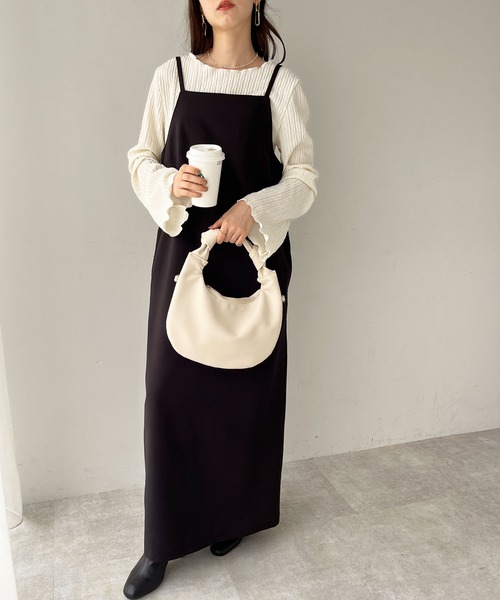 GeeRA（ジーラ）の「【新色追加】前後２wayジャガードフレアスリーブカットソー（Tシャツ/カットソー・レディース・アイボリー/ブラック/モカ/ブルー/ライトグレー/グレイッシュベージュ・LARGE/X-LARGE/SMALL/MEDIUM）」の14枚目の写真