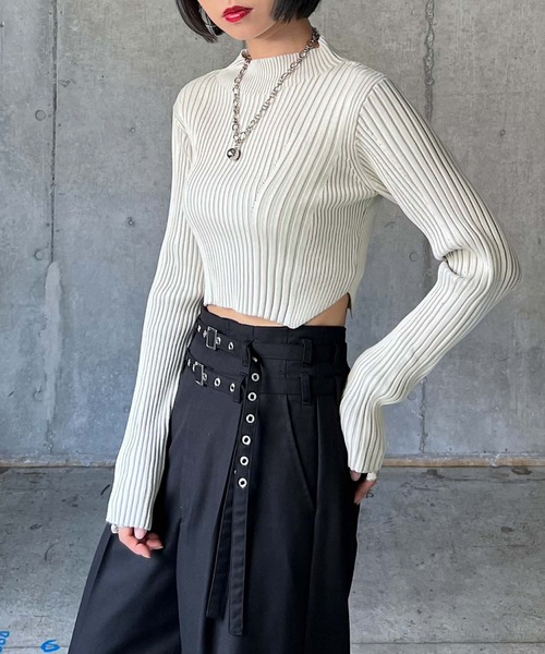 PAGEBOY(ページボーイ)の「バイカラーリブハイネックショート(ニット/セーター・レディース・ブラック/ブルー/モカ/オフホワイト・FREE)」の2枚目の写真