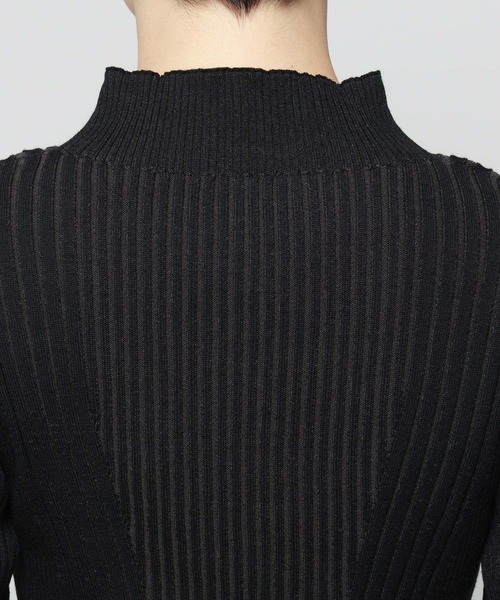 PAGEBOY(ページボーイ)の「バイカラーリブハイネックショート(ニット/セーター・レディース・ブラック/ブルー/モカ/オフホワイト・FREE)」の21枚目の写真