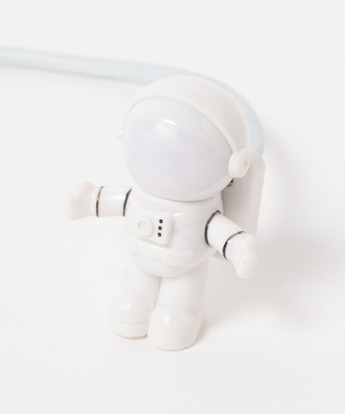 bpr BEAMS(ビーピーアール ビームス )の「KIKKERLAND / USB Spaceman Light(PCグッズ・メンズ・その他・ONE SIZE)」の3枚目の写真