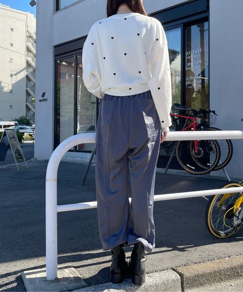 one way（ワンウェイ）の「ハートまみれトレーナー（スウェット・レディース・ホワイト/ブラック/ライトピンク/グレー・FREE）」の20枚目の写真