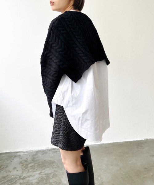 Meli rich(メリーリッチ)の「クロップド丈ケーブルニット(ニット/セーター・レディース・オフホワイト/ベージュ/ブラック/ブラウン・MEDIUM)」の15枚目の写真