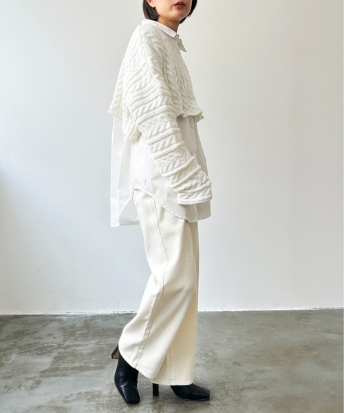 Meli rich(メリーリッチ)の「クロップド丈ケーブルニット(ニット/セーター・レディース・オフホワイト/ベージュ/ブラック/ブラウン・MEDIUM)」の6枚目の写真