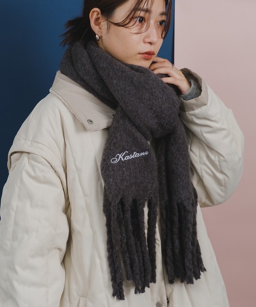 Kastane(カスタネ)の「刺繍フリンジマフラー(マフラー・レディース・サックスブルー/オレンジ/アイボリー/チャコールグレー・FREE)」の3枚目の写真