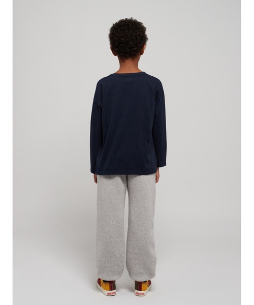 BOBO CHOSES(ボボショーズ)の「Up Is Down long sleeve T-shirt(Tシャツ/カットソー・キッズ・ネイビー・8-9y/10-11y/2-3Y/4-5Y/6-7y/12-13y)」の4枚目の写真
