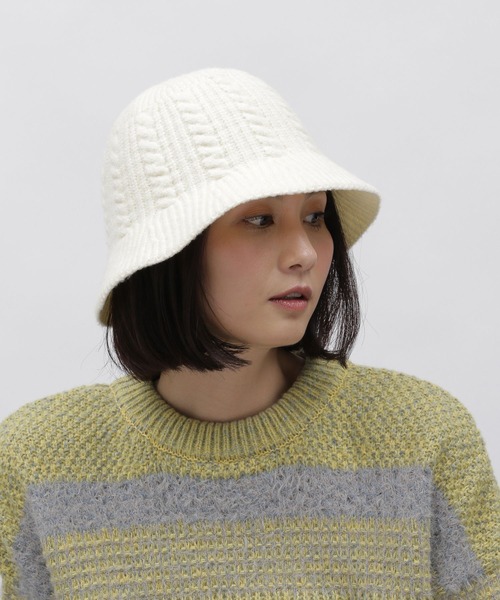 LAKOLE（ラコレ）の「ケーブルニットベルハット / 980303（ハット・レディース・オフホワイト/グレー/ブラック・FREE）」の2枚目の写真