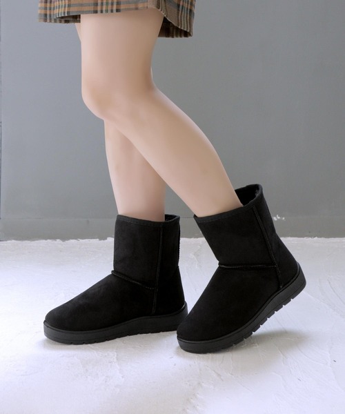 SOROTTO（ソロット）の「厚底ムートンブーツ（ブーツ・レディース・ダークブラウン/ベージュ/ブラック・L/S/M/LL）」の2枚目の写真