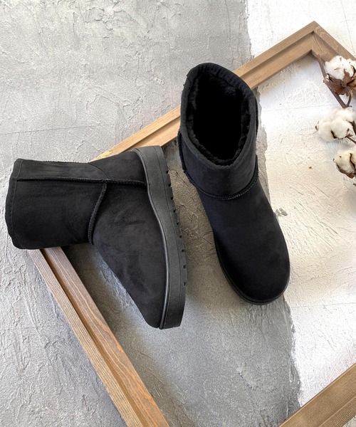 SOROTTO（ソロット）の「厚底ムートンブーツ（ブーツ・レディース・ダークブラウン/ベージュ/ブラック・L/S/M/LL）」の6枚目の写真