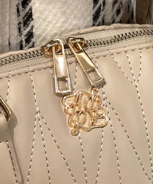 one wayザッカ（ワンウェイザッカ）の「キルティング２WAYボストン（ボストンバッグ・レディース・アイボリー/ピンク/ブラック/グレー・FREE）」の14枚目の写真