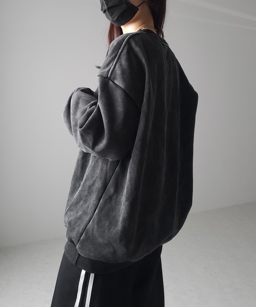 me+em select(ミームセレクト)の「※※【 選べる8柄/裏起毛 】オーバーサイズ ヴィンテージピグメント加工ロゴプリントスウェットプルオーバー(スウェット・レディース・ブラック系1/ブラック系2/ブラック系3/ブラック系4/ブラック系5/ブラック系6/ブラック系7/ブラック系8・FREE)」の11枚目の写真