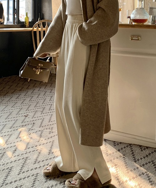 aimoha(アイモハ)の「コーデュロイストレートスウェットパンツ(スウェットパンツ・レディース・ブラック/グレー/ベージュ・SMALL/LARGE/MEDIUM)」の20枚目の写真