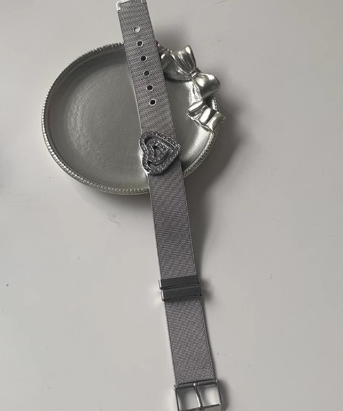 Vipoa(ヴィポア)の「Rhinestone Wide Bracelet(バングル/リストバンド・レディース・シルバー・FREE)」の4枚目の写真