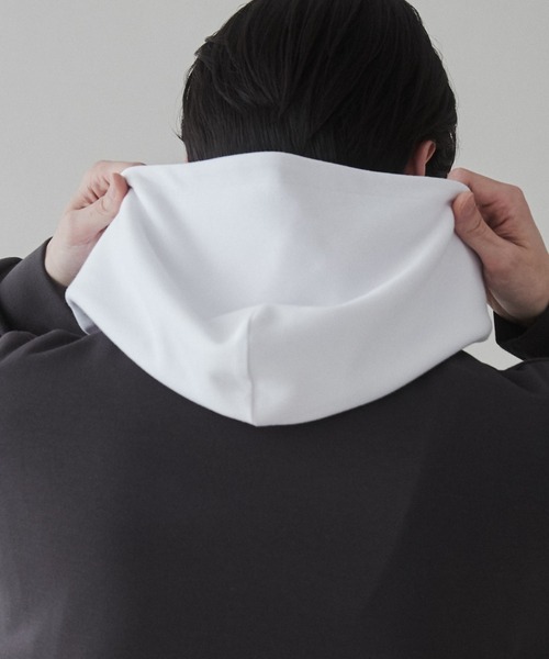 LUCY(ルーシー)の「LUCY/AIRFUNCTION刺繍プルパーカー(パーカー・メンズ・ブラック/ダークグレー/ホワイト・LARGE/MEDIUM)」の16枚目の写真