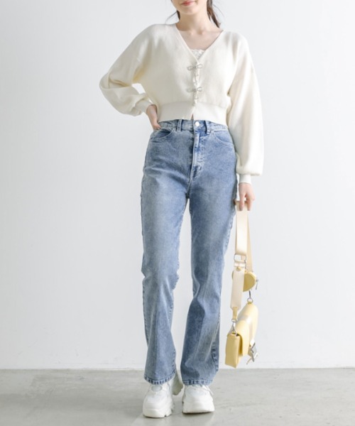 OLIVE des OLIVE（オリーブデオリーブ）の「【S/Mサイズ展開】細見えストレッチフレアデニムパンツ 1041030040（デニムパンツ・レディース・スミクロ/ブルー・MEDIUM/SMALL）」の13枚目の写真