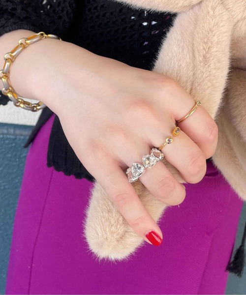 Casselini（キャセリーニ）の「Casselini(キャセリーニ)ハートビジューリング（リング・レディース・クリア/ピンク/ネイビー・FREE）」の5枚目の写真