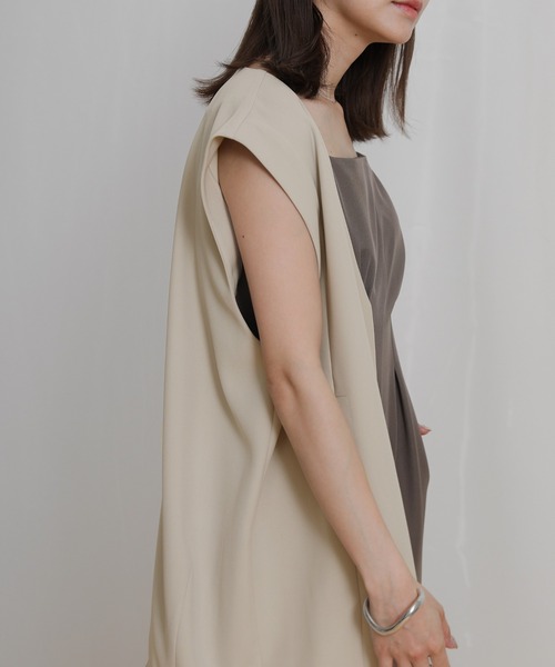 select MOCA（セレクトモカ）の「ノーカラーコクーンシルエットベスト（ベスト・レディース・ブラック/ベージュ・FREE）」の12枚目の写真