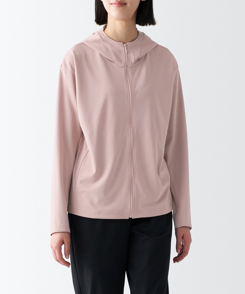 無印良品(ムジルシリョウヒン)の「〔MUJI WALKER〕婦人 UVカット乾きやすいジップパーカ(パーカー・レディース・ブラック/オフホワイト/グレー系1/ピンク・L/XL/XS/S/M)」の4枚目の写真