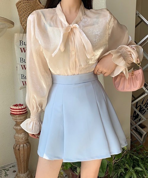 Mayree（メイリー）の「【Mayree】フロントプリーツミニスカート（スカート・レディース・ブルー/ピンク/ホワイト/ブラック・SMALL/MEDIUM/LARGE）」の3枚目の写真