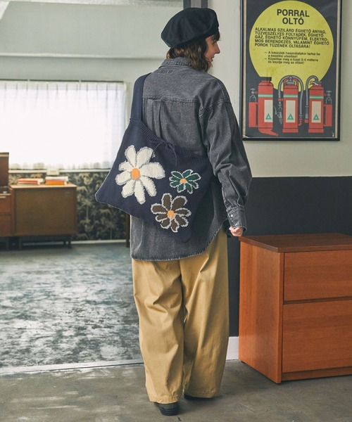 MONO-MART LADY'S（モノマートレディース）の「フラワージャガードニットショルダーバッグ（ショルダーバッグ・レディース・ブラック/アイボリー/ネイビー/グレー・FREE）」の12枚目の写真