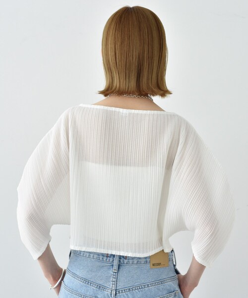 CODE A(コードエー)の「◆sheer pleats tops(Tシャツ/カットソー・レディース・ライトベージュ/ブラック/ホワイト・00)」の8枚目の写真