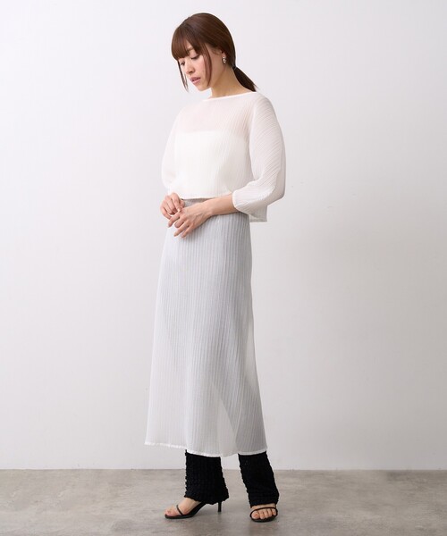 CODE A(コードエー)の「◆sheer pleats tops(Tシャツ/カットソー・レディース・ライトベージュ/ブラック/ホワイト・00)」の13枚目の写真