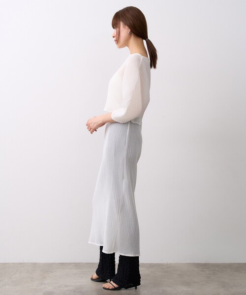 CODE A(コードエー)の「◆sheer pleats tops(Tシャツ/カットソー・レディース・ライトベージュ/ブラック/ホワイト・00)」の14枚目の写真