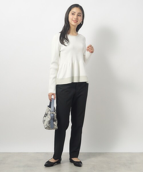 index（インデックス）の「◆フレアペプラムニット【洗濯機洗い可】（ニット/セーター・レディース・オフホワイト/ピンク/ネイビー・36/38/40）」の6枚目の写真