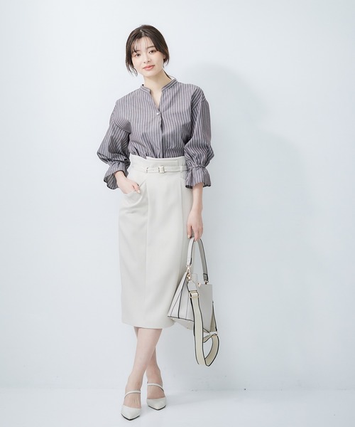 12Twelve Agenda（トゥエルブ　アジェンダ）の「ラメストライプスキッパーキャンディスリーブブラウス（シャツ/ブラウス・レディース・ブラウン/オフホワイト/ブルー/ラベンダー/イエロー/サックスブルー・M）」の8枚目の写真