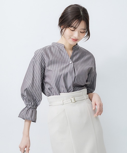 12Twelve Agenda（トゥエルブ　アジェンダ）の「ラメストライプスキッパーキャンディスリーブブラウス（シャツ/ブラウス・レディース・ブラウン/オフホワイト/ブルー/ラベンダー/イエロー/サックスブルー・M）」の12枚目の写真