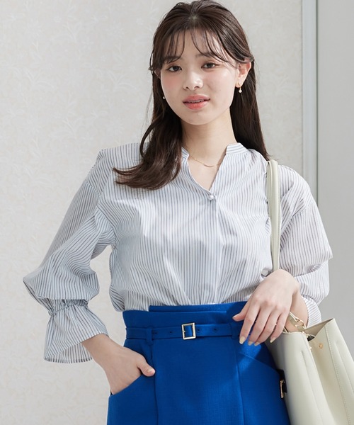 12Twelve Agenda（トゥエルブ　アジェンダ）の「ラメストライプスキッパーキャンディスリーブブラウス（シャツ/ブラウス・レディース・ブラウン/オフホワイト/ブルー/ラベンダー/イエロー/サックスブルー・M）」の18枚目の写真