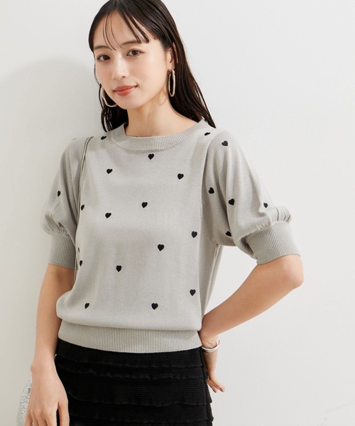 VIS(ビス)の「リネンタッチハート刺繍半袖ニットプルオーバー(ニット/セーター・レディース・キナリ/グレー・FREE)」の8枚目の写真