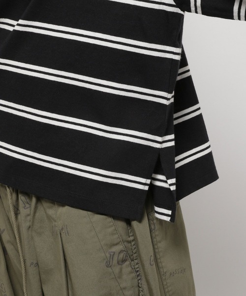 niko and...（ニコアンド）の「ツイストスリットロングTシャツ（Tシャツ/カットソー・レディース・チャコール/オフホワイト/ブラック/ピンク・MEDIUM/LARGE）」の6枚目の写真