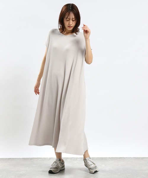 GLOBAL WORK Smile Seed Store（グローバルワーク スマイルシードストア）の「ワッフルワンピース/994859（ワンピース・レディース・チャコール/ブラック/ホワイト×ブラック/アイボリー・MEDIUM/X-LARGE/LARGE/SMALL）」の6枚目の写真