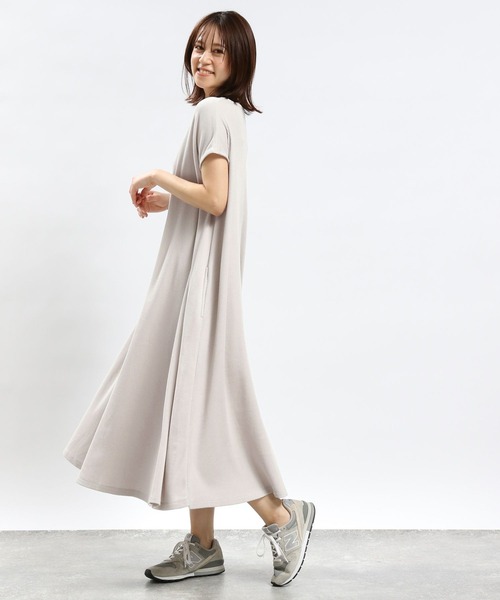 GLOBAL WORK Smile Seed Store（グローバルワーク スマイルシードストア）の「ワッフルワンピース/994859（ワンピース・レディース・チャコール/ブラック/ホワイト×ブラック/アイボリー・MEDIUM/X-LARGE/LARGE/SMALL）」の7枚目の写真