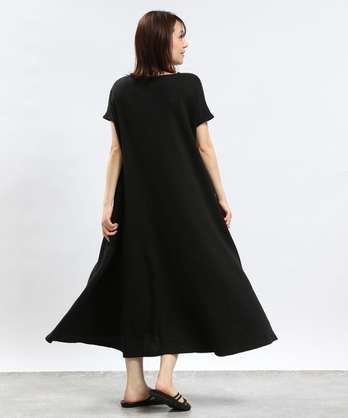 GLOBAL WORK Smile Seed Store（グローバルワーク スマイルシードストア）の「ワッフルワンピース/994859（ワンピース・レディース・チャコール/ブラック/ホワイト×ブラック/アイボリー・MEDIUM/X-LARGE/LARGE/SMALL）」の13枚目の写真